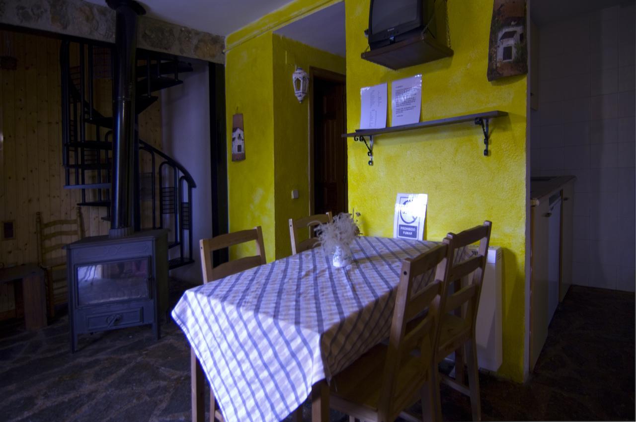 Hotel Rural Los Quinones Peralejos de las Truchas Ruang foto